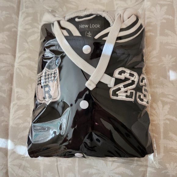 New Look LA Raiders Varsity Jacket Black/White - Picture 6 of 6